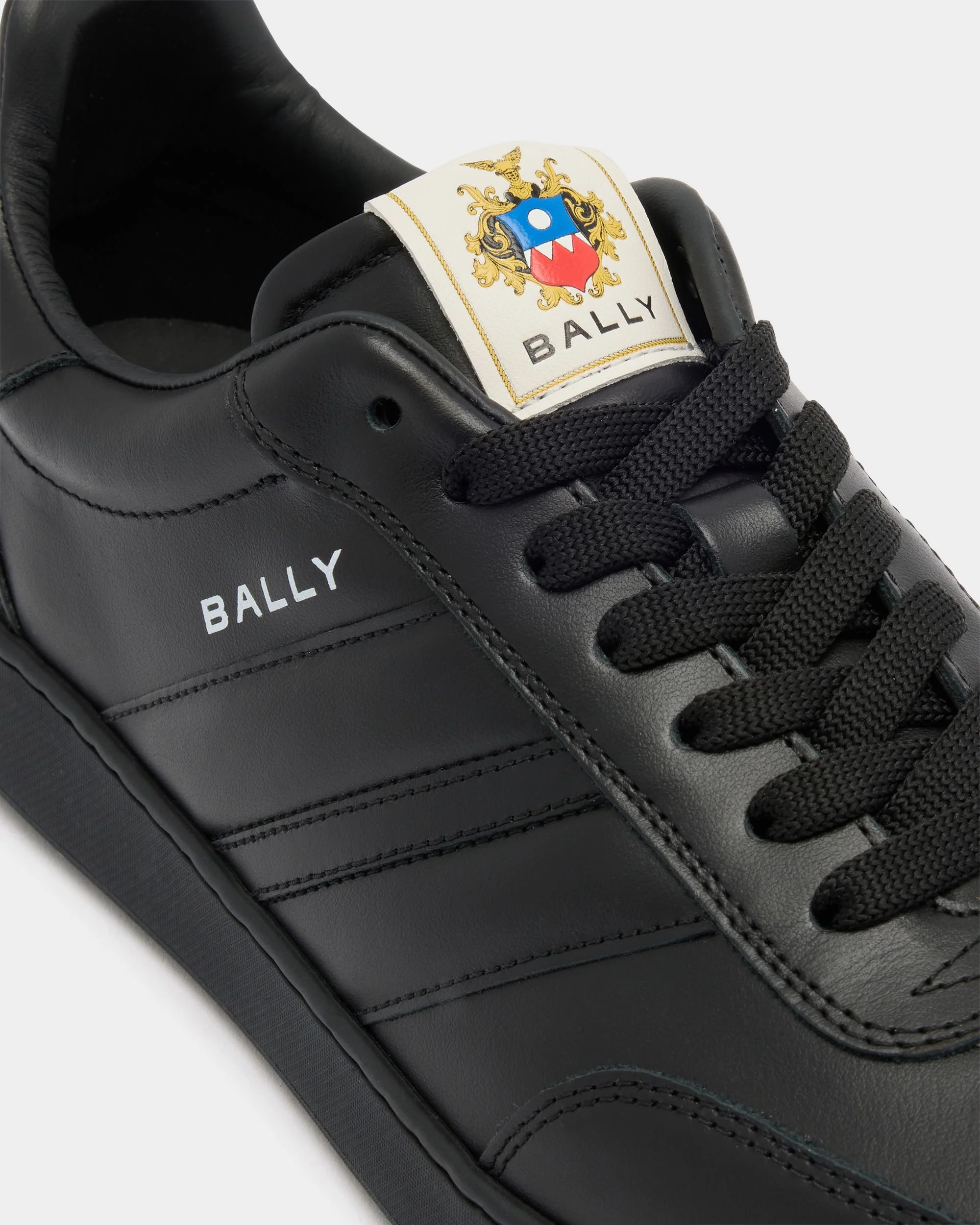 Retro Crest Sneaker in Black Leather - Image 6